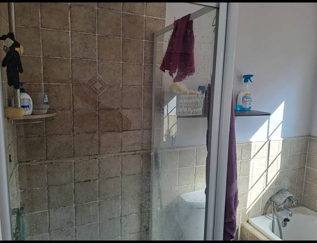 2 BEDROOM TOWNHOUSE FOR SALE IN CASTLEVIEW